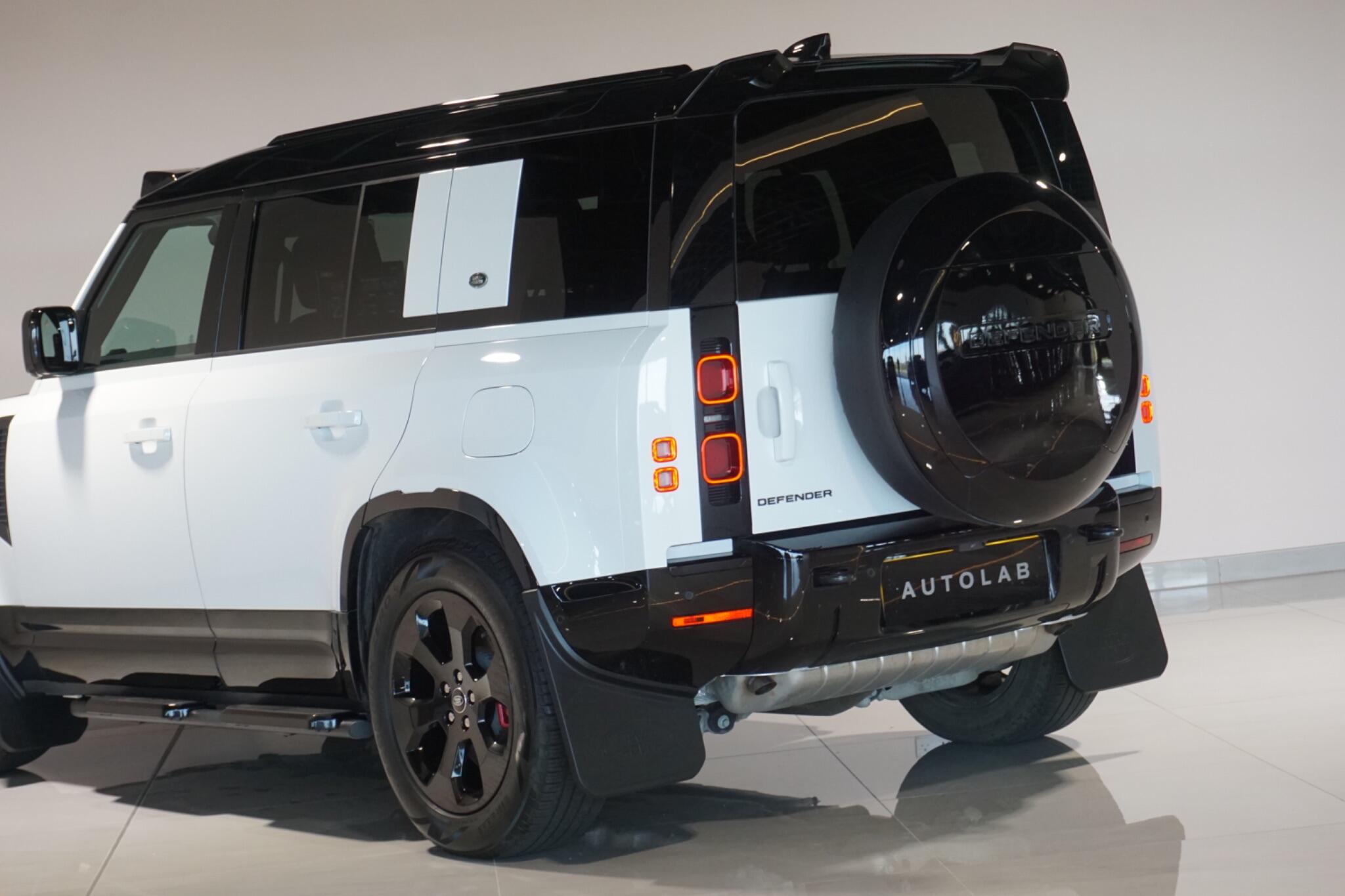 Land Rover Defender 110 2.0 P400e 15.4kWh X-Dynamic HSE SUV 5dr Petrol Plug-in Hybrid Auto 4WD Euro 6 (s/s) (404 ps)